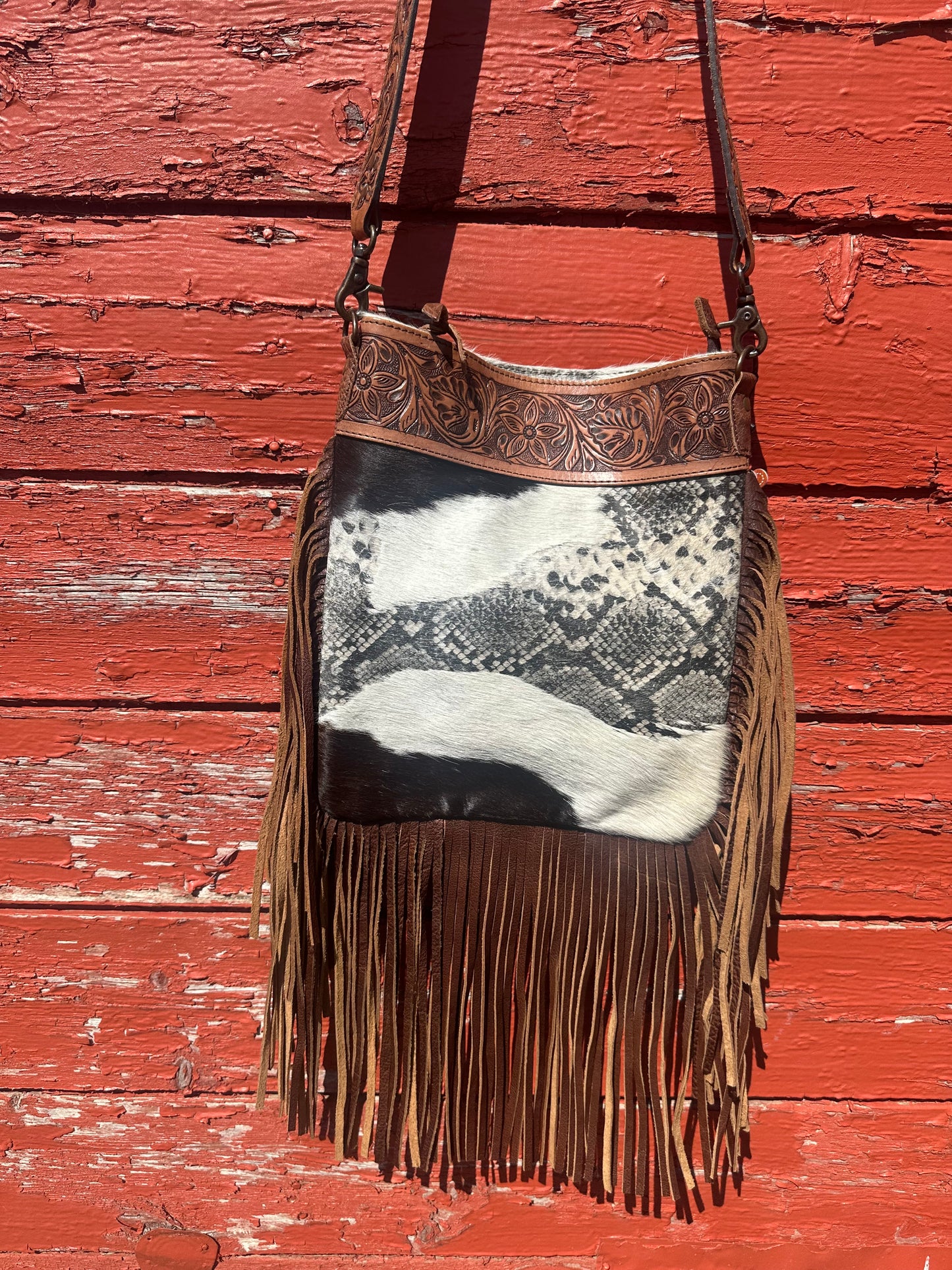 Snake Bitten Purse